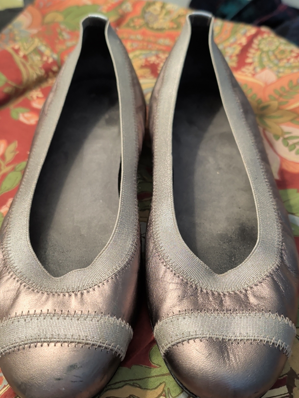 Stuart Weitzman size 11-N * 11-M  Metallic Taupe Flawed Gem Ballet Flats